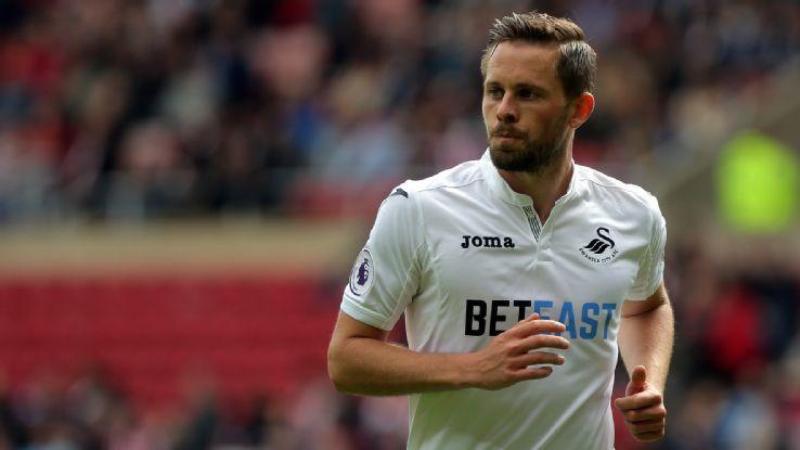 世体：齐达内现身伯纳乌但不会接替阿隆索，他只想执教法国