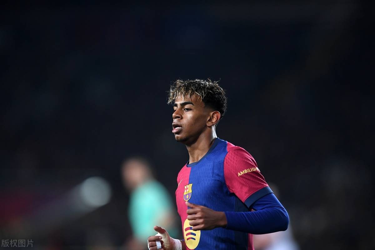 热火140-123大胜快船送其五连败 伦纳德36分哈登11分难救主