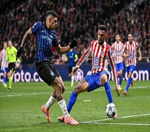 法国客场3-1逆转阿塞拜疆，马特塔、阿克利乌什破门，古斯托两助攻